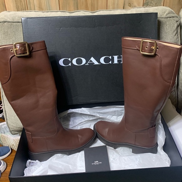 BRAND NEW 🔥 LEIGH LEATHER COACH BOOTS 😍 COLOR - WALNUT 😆 - Picture 1 of 10
